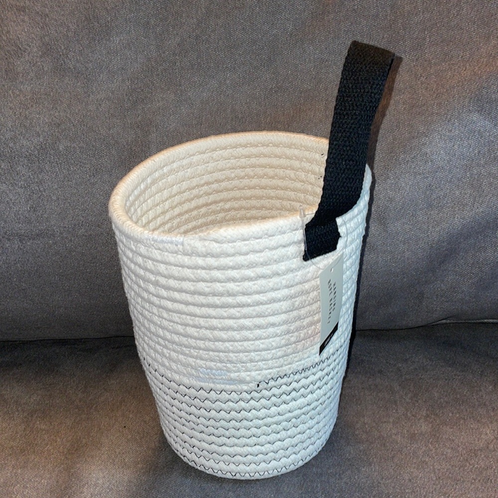 NWT.  Hanging Rope Basket.  White with black strap